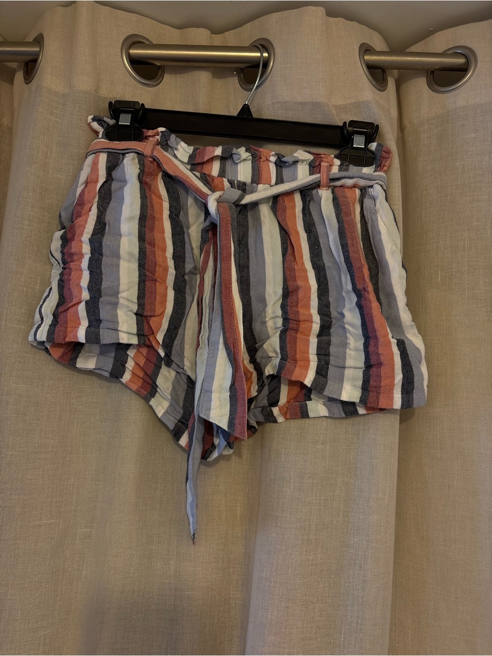 Hollister Striped Tie-Waist High-Rise Shorts - White, Blue, Rust